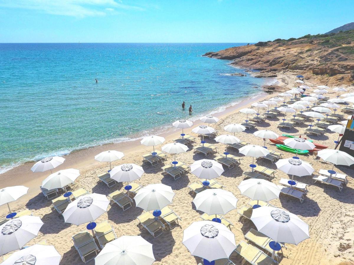 Amareclub Rocca Dorada Hotel Санта Маргерита ди Пула Екстериор снимка