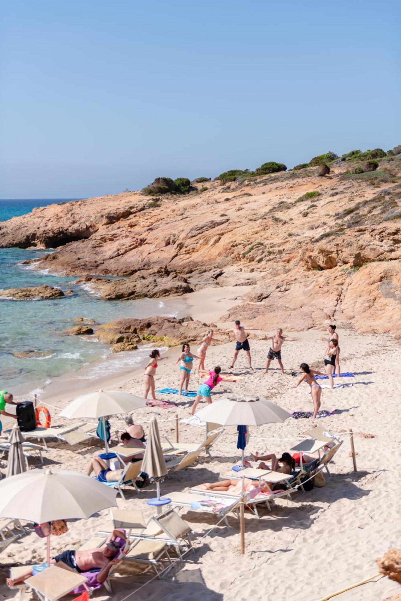 Amareclub Rocca Dorada Hotel Санта Маргерита ди Пула Екстериор снимка