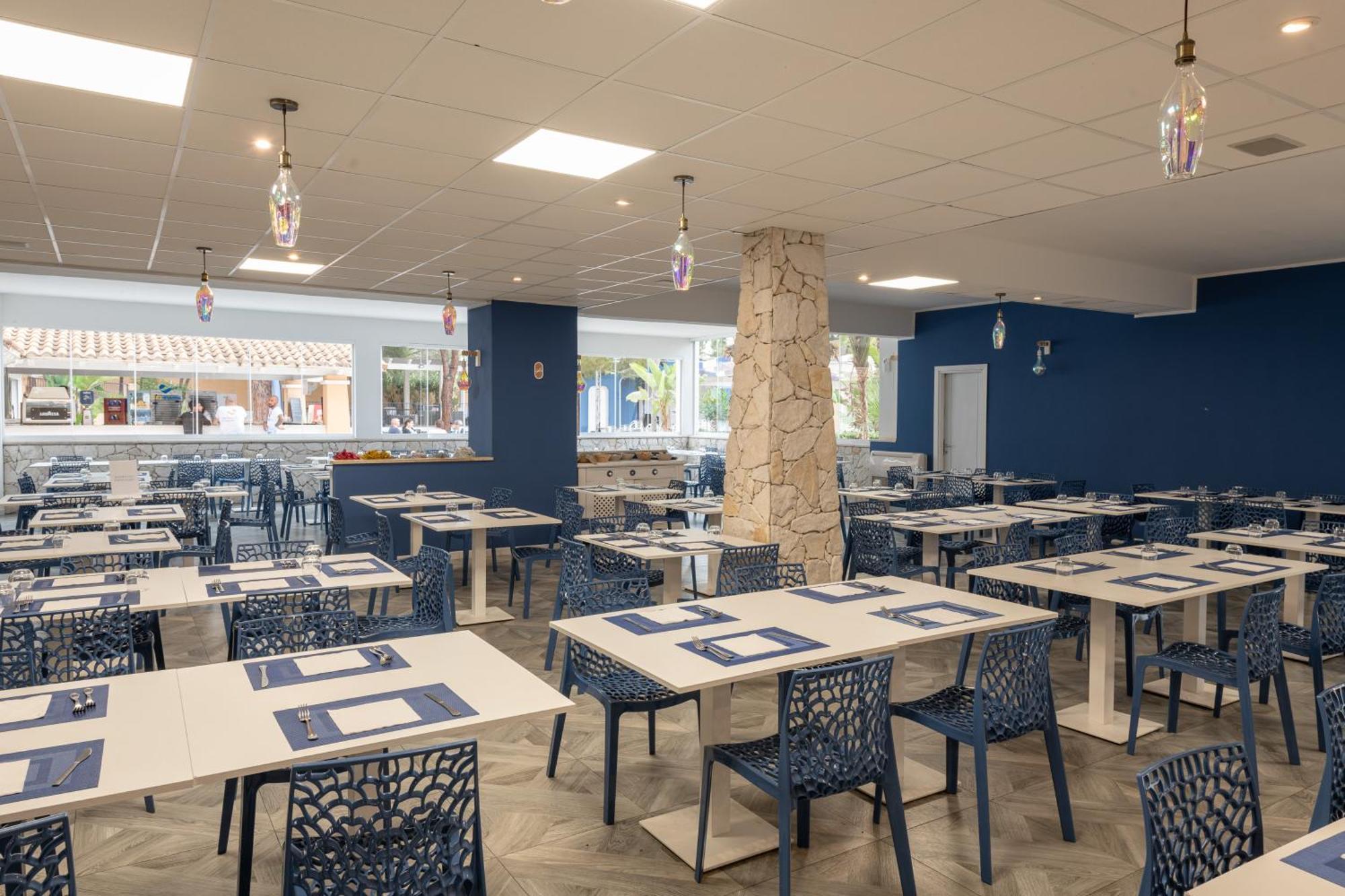 Amareclub Rocca Dorada Hotel Санта Маргерита ди Пула Екстериор снимка