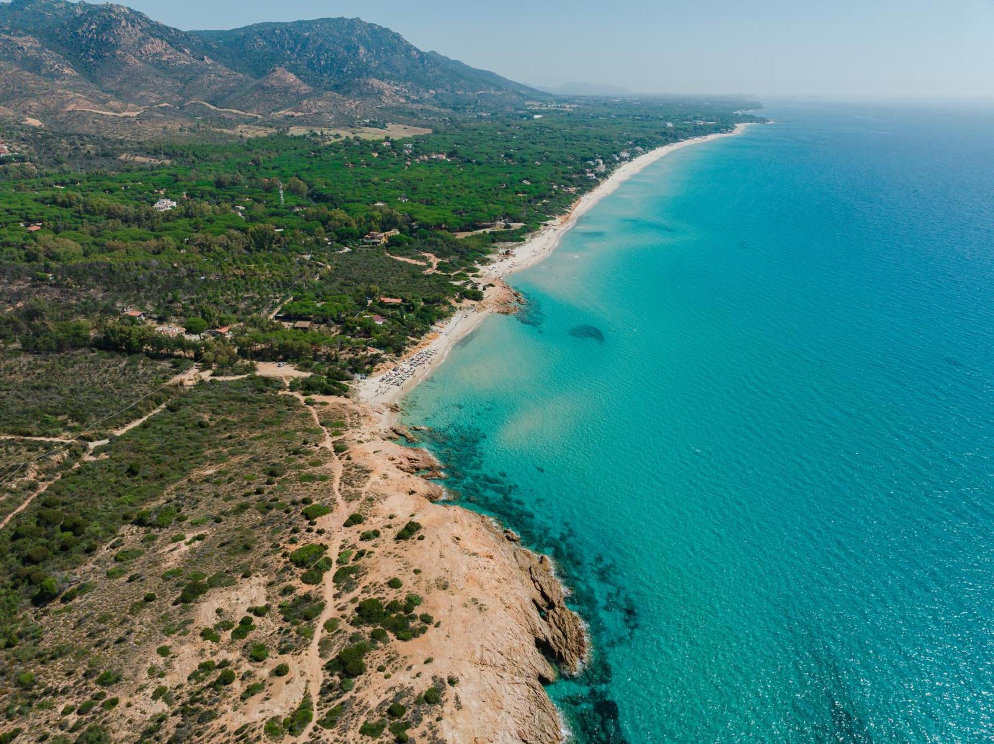 Amareclub Rocca Dorada Hotel Санта Маргерита ди Пула Екстериор снимка