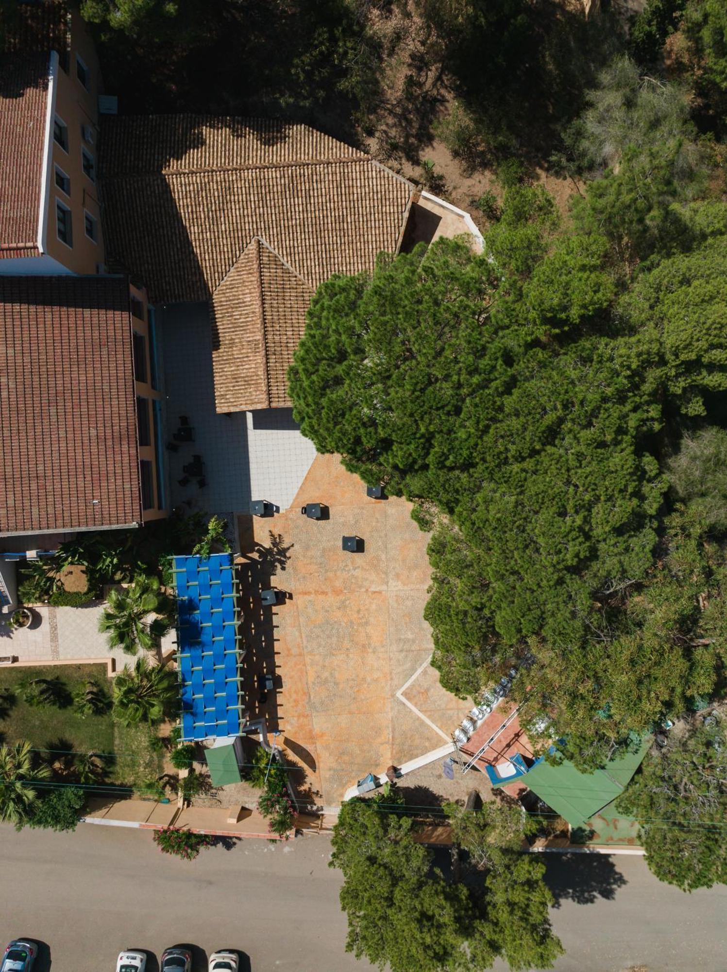 Amareclub Rocca Dorada Hotel Санта Маргерита ди Пула Екстериор снимка